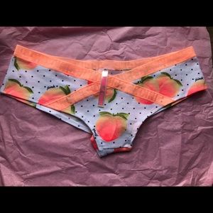 Victoria's Secret Pink Cheekster